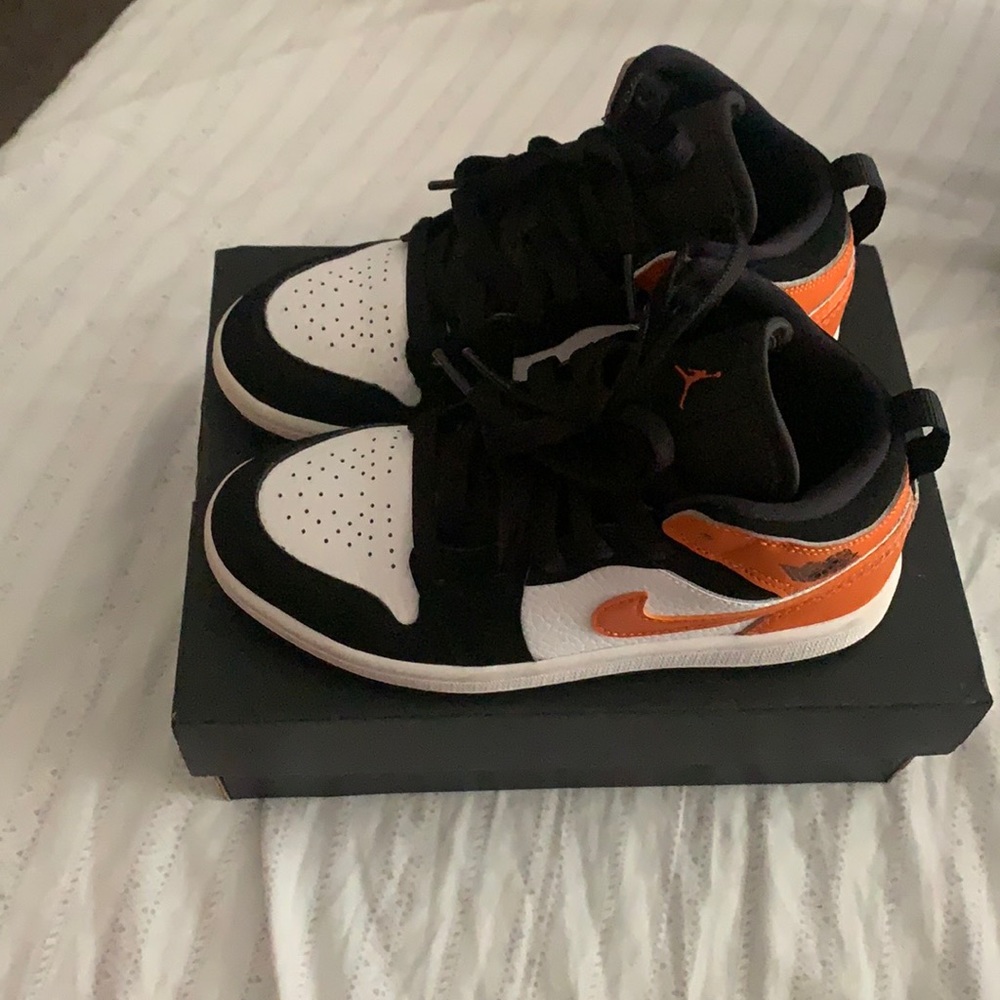Jordan 1 MID (PS)